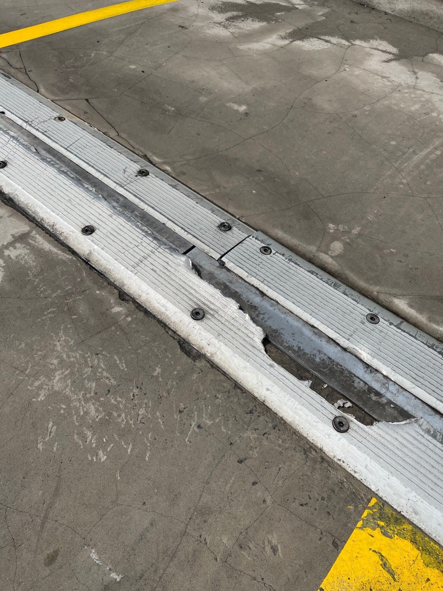 Pacific Fair Shopping Centre - Expansion Joint Ramp Repair | Australian ...